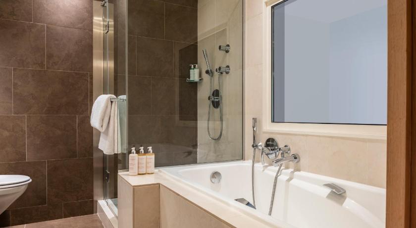 Image of Signature Twin Room 4