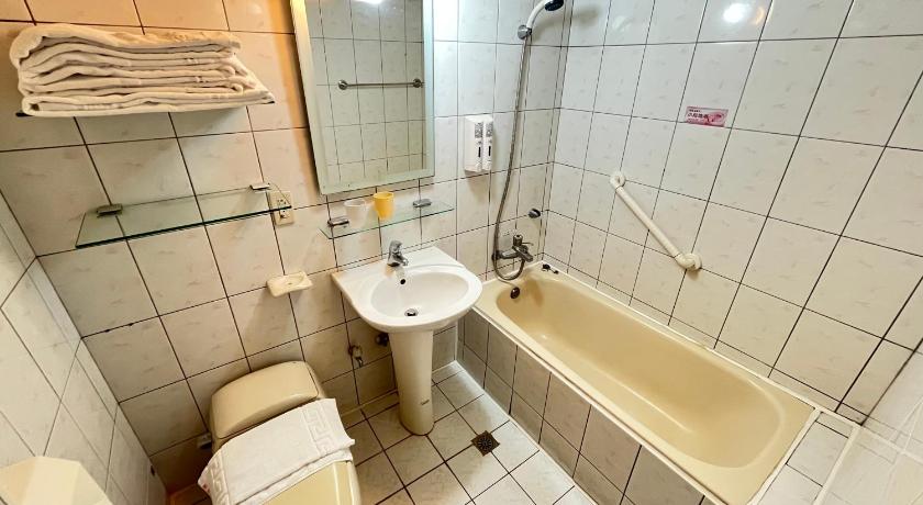 Sin Fu Business Hotel - image 15