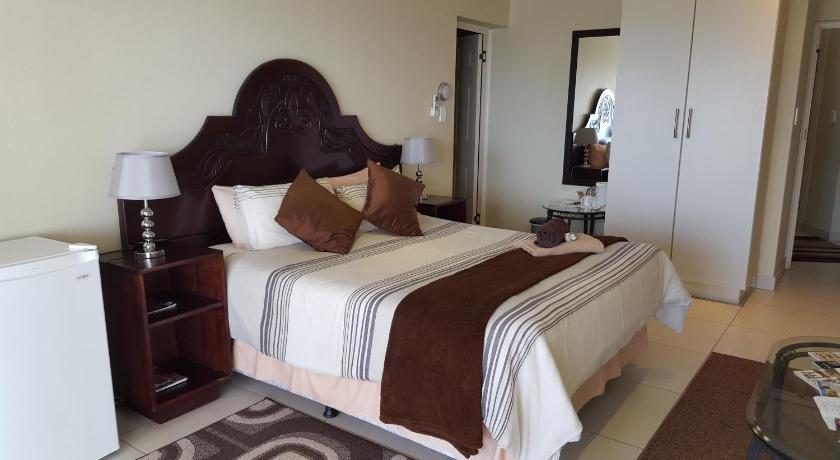 Image of Double Room with Sea View 2