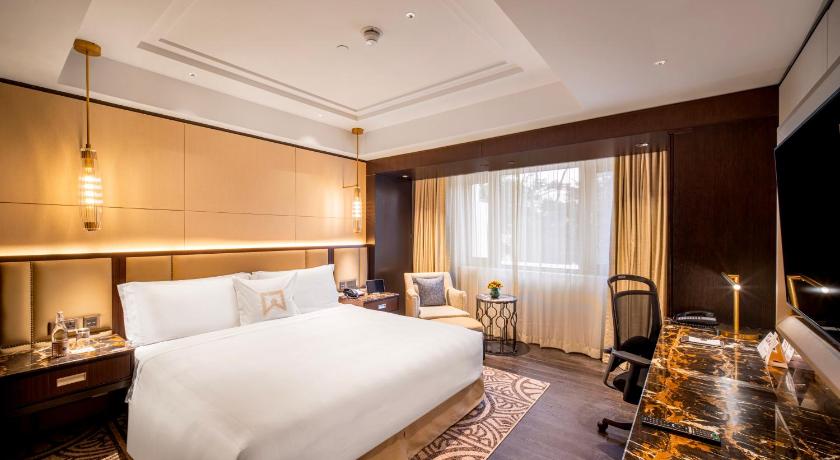 Image of Executive Club Exclusive 1