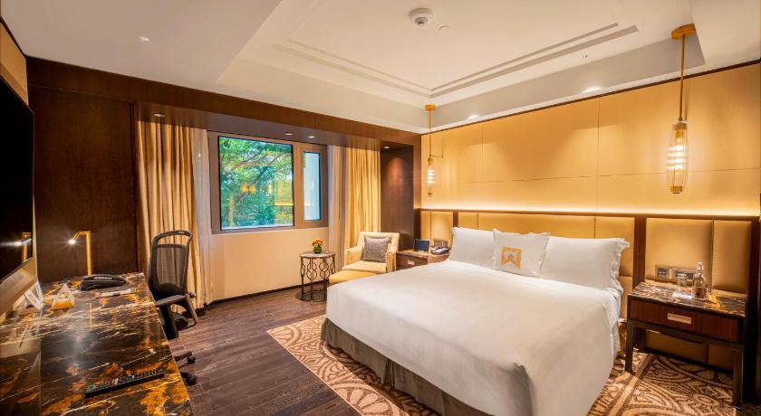 Image of Executive Club Exclusive 0
