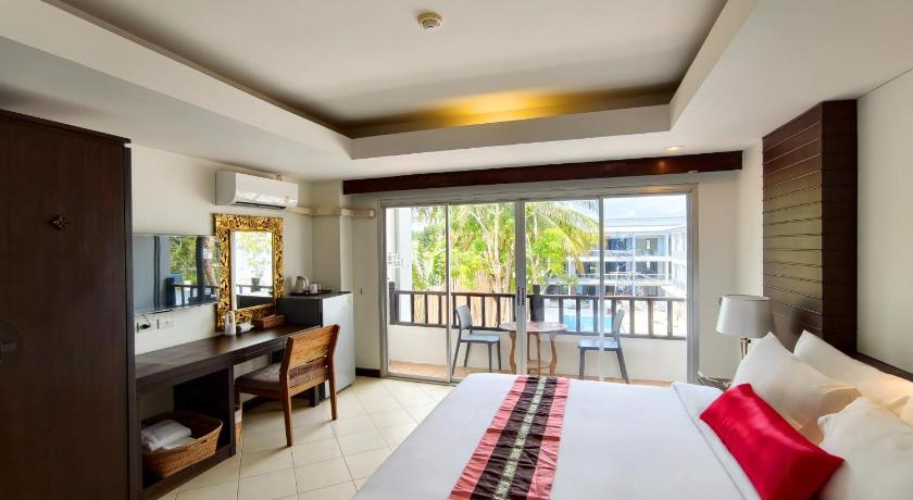 Image of Standard Double with Pool View 1