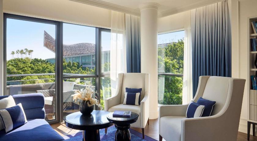 Image of Opera Suite With A Living Room And Terrace 3