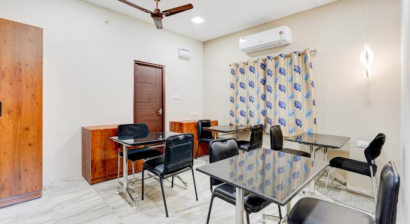 Collection O Vadapalani Formerly Mahalakshmi Inn - image 3