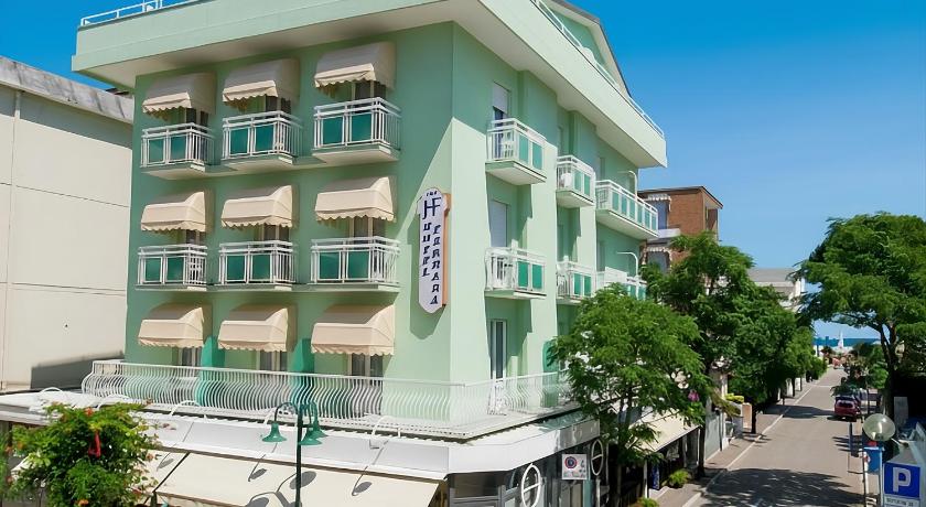 Hotel Ferrara