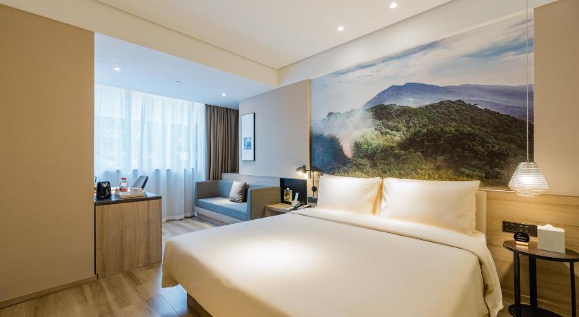 Atour Hotel Nanjing Maqun - image 17