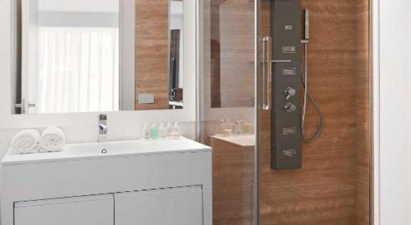 Image of Double Room with Balcony 7