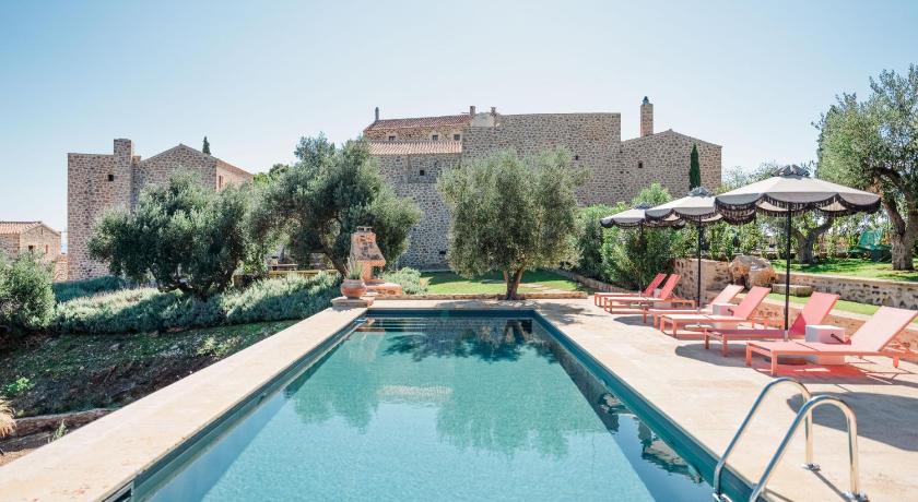 Alistos Hotel