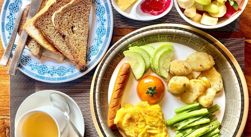 The Mountain House — Pokhara (6)