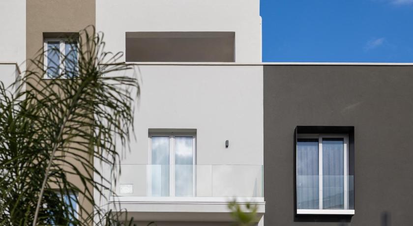 Brezza Apartments