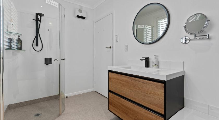 Image of Apartment with Mountain View (253 Highgate) 9