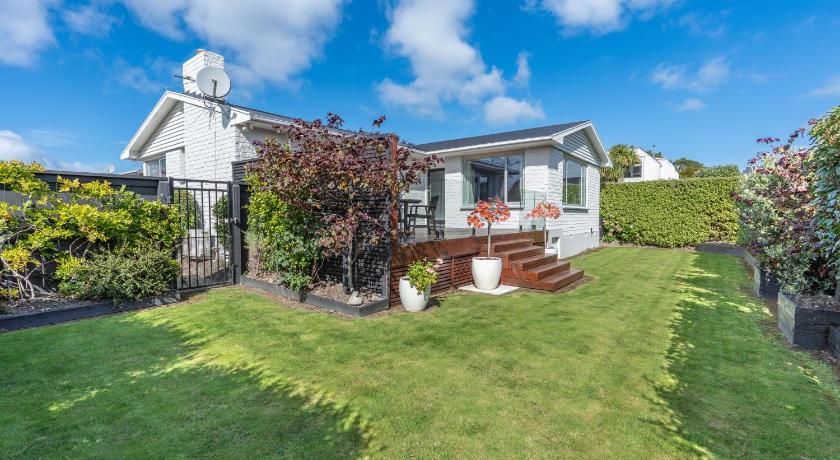 Image of Apartment with Mountain View (253 Highgate) 4