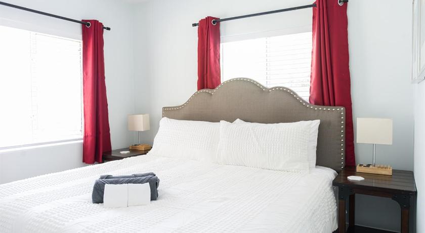 풀러턴 (CA) 4BR Disney Retreat Private Yard Kings Beds Pets OK 4성급 숙소 전망