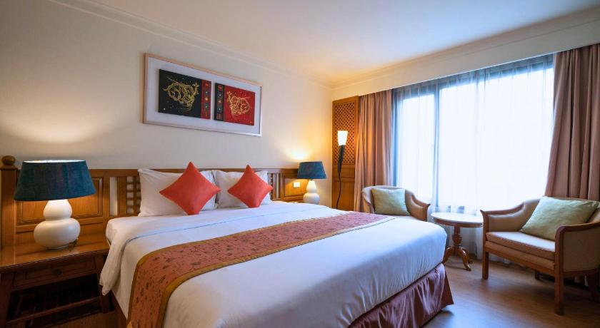 Image of 1 Bedroom Suite, 1 King 7