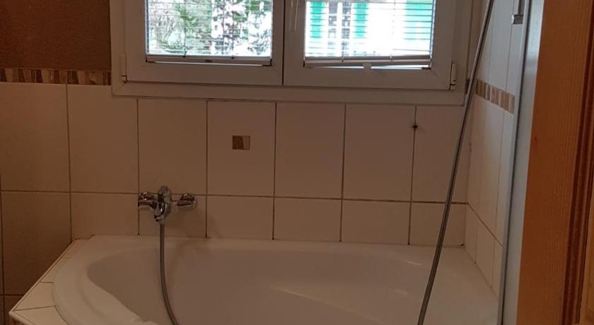 Jani's Holiday Apartment photo