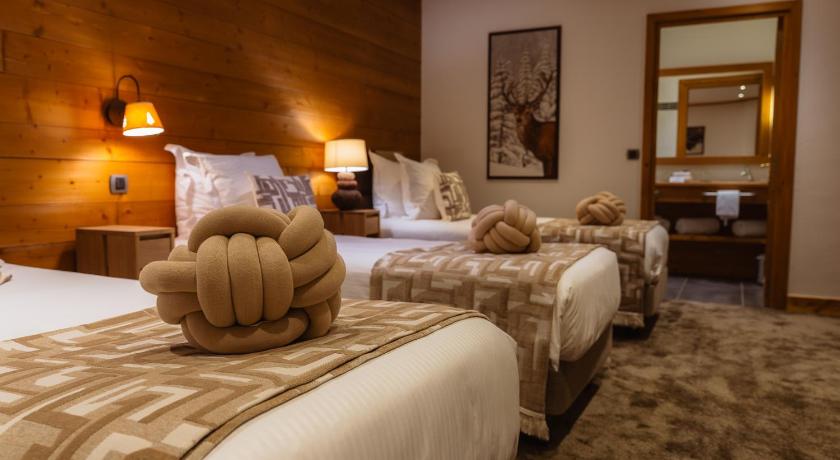 Image of Deluxe Family Room 4