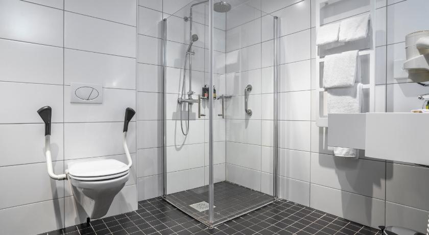 Image of Superior Room 2