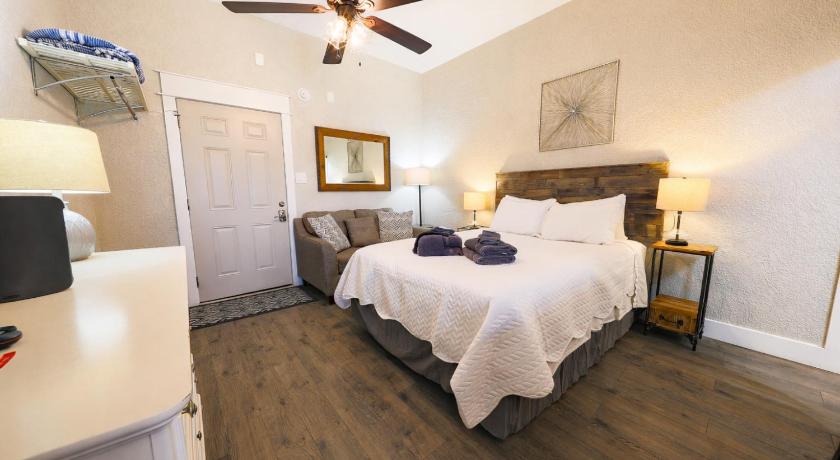 걸프 쇼어 (AL) Beachview 324 - Studio Condo Walkable to All Things Gulf Shores 숙소 레스토랑