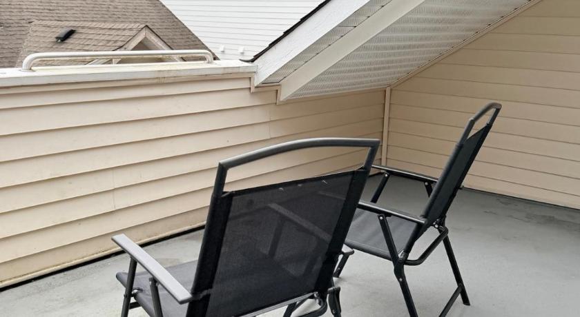 시애틀 (WA) Perfect 3 bedroom 3 and half bathrooms townhome in Greenwood with parking and Rooftop Deck 4성급 숙소 스위트룸
