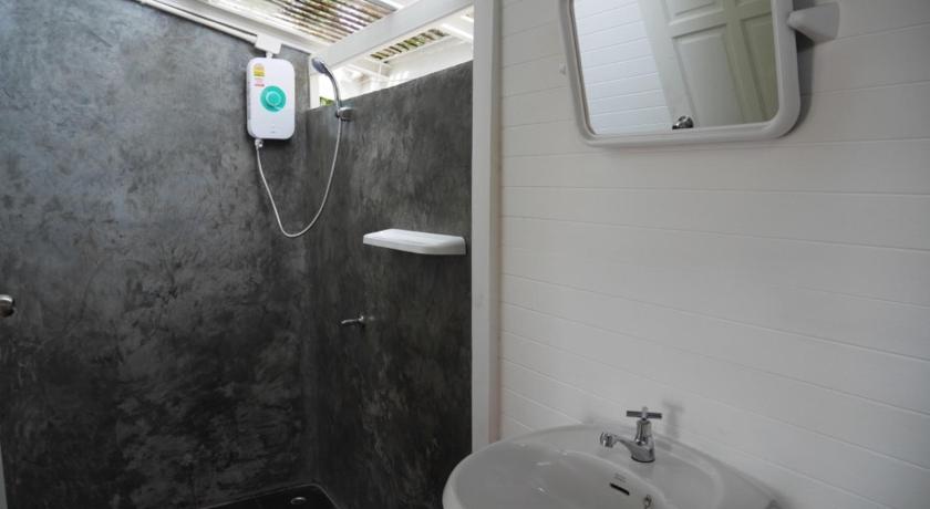 Image of Standard Bungalow 12