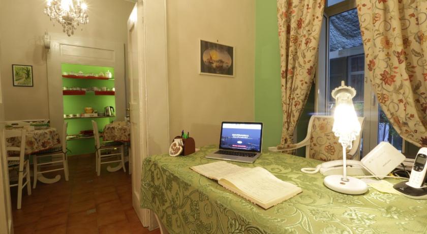 Bed and Breakfast Speranzella — Hotel in Naples