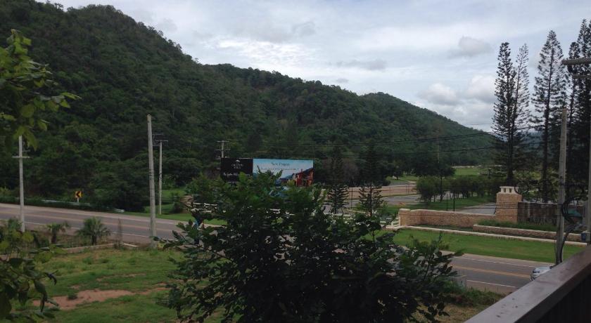 カオヤイ Baan Khao Yai Condo 3つ星 シングルルーム プール