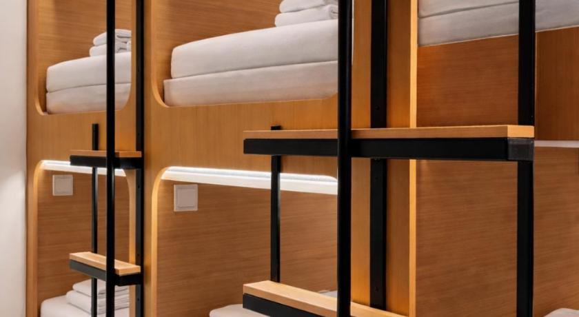 Image of 8-Bed Mixed Dormitory Room 1
