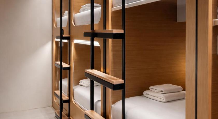 Image of 6-Bed Private Room Shared Bathroom 1