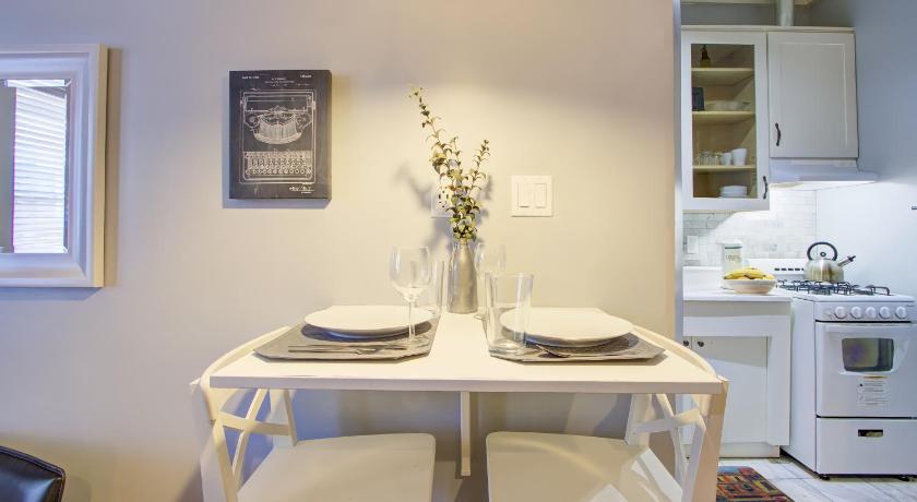 멤피스 (TN) Splendid Colonial in Midtown with Parking 숙소 외관