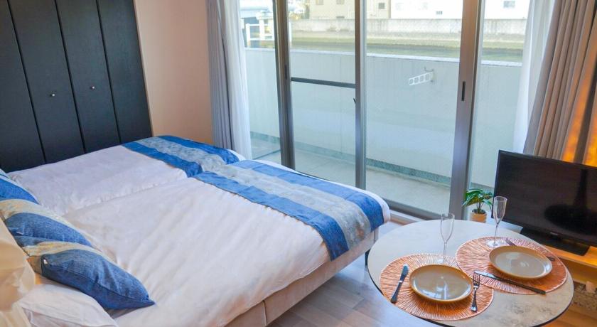 Awaza Luxury Stay Direct Bus to Osaka Station