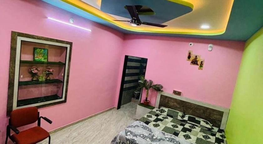 Aras Homestay New Hampi