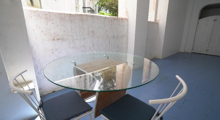Image of Family Room 11