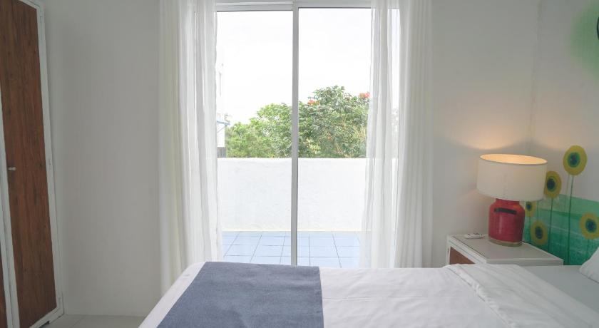 Image of Three-Bedroom Deluxe Apartment 1