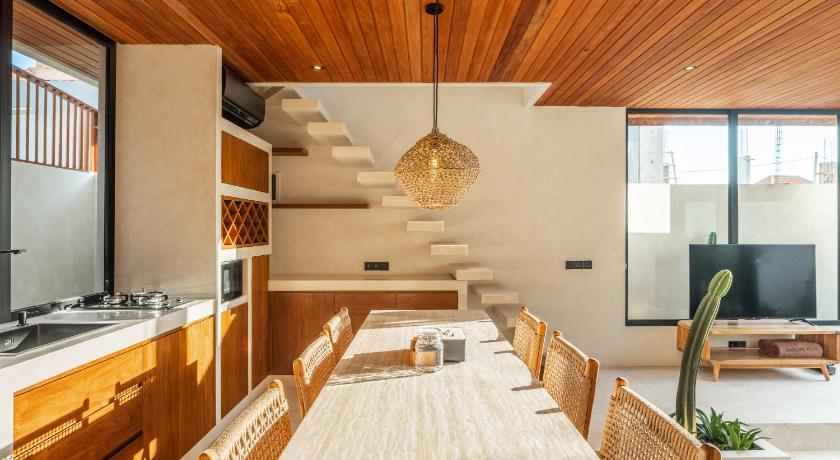 Blacksand Villas Canggu - image 5