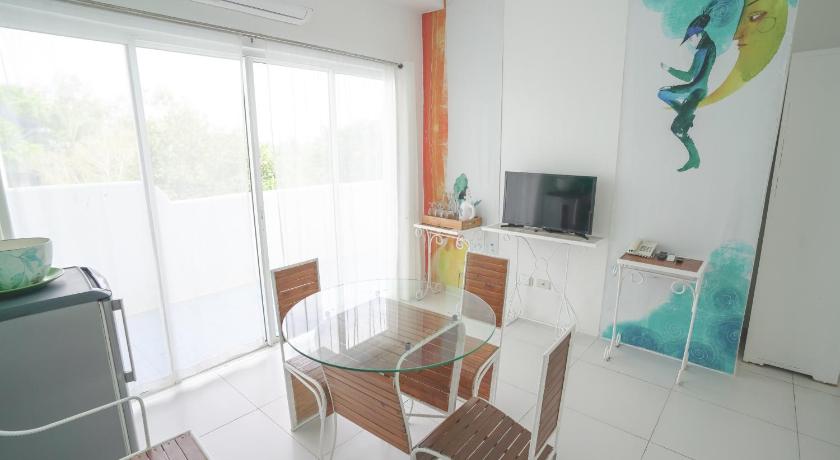 Image of Three-Bedroom Deluxe Apartment 3