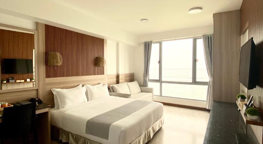 Image of Classic Ocean View Room 3