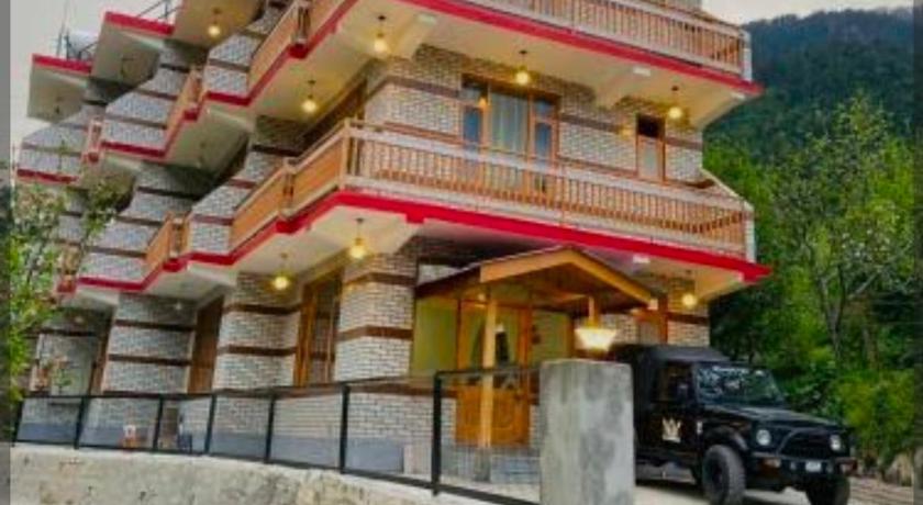 Aadesh Villa – Manali, PA