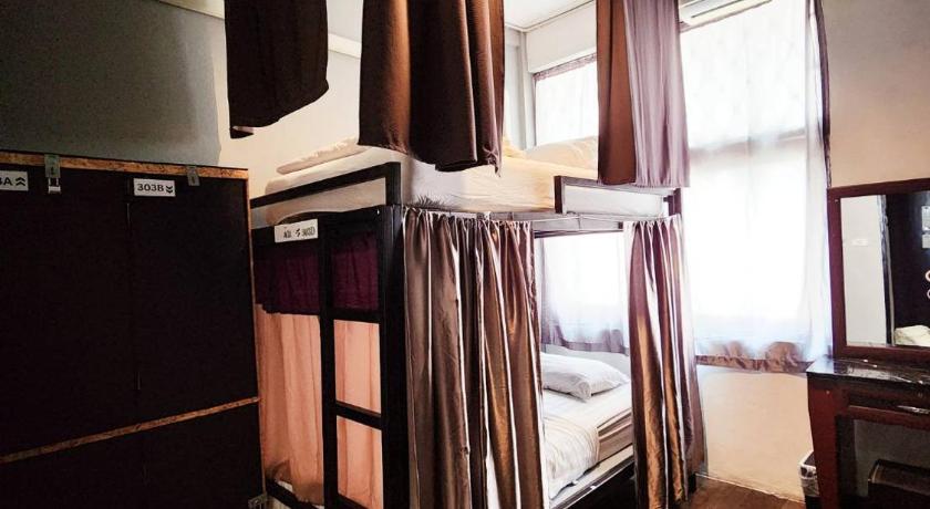 Image of Bunk Bed in Female Dormitory Room 1