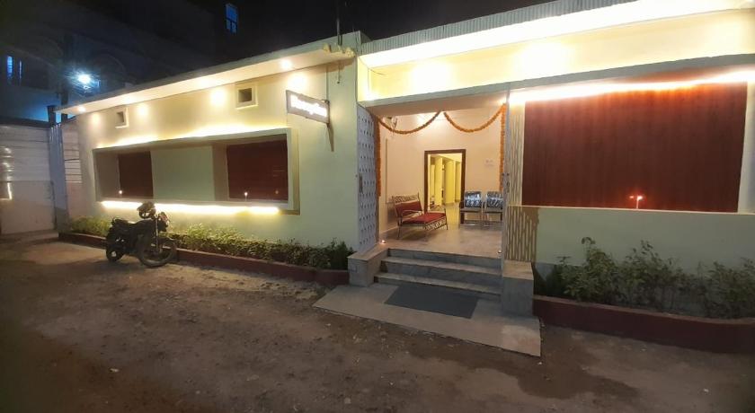 The Muhurat Banquet & Hotel