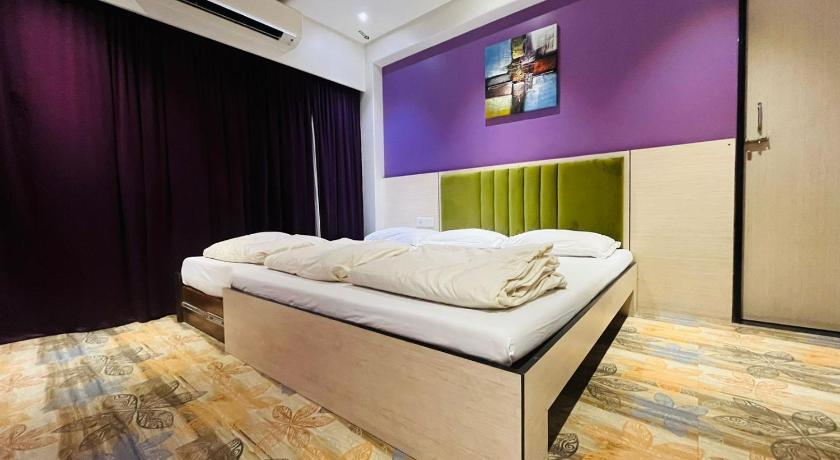 Hotel Madni Royale - image 10