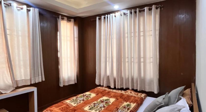 Home & story Kathmandu — Kathmandu (2)