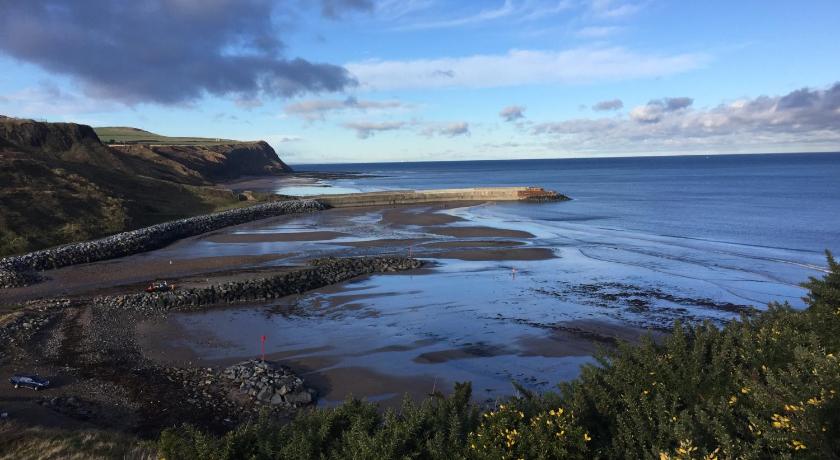 Moonfleet Guest House photo