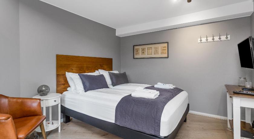 Image of Studio Apartment 4