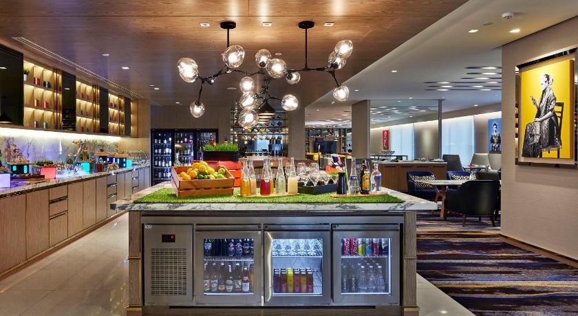 Image of Executive Suite, Club Lounge Access, 1 King Size Bed 6