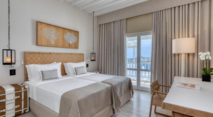 Image of Resort Room, Guest room, 1 King or 2 Twin, Partial sea view, Balcony 1