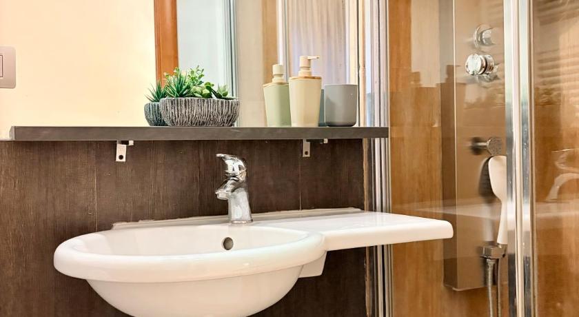 Image of Triple Room 2