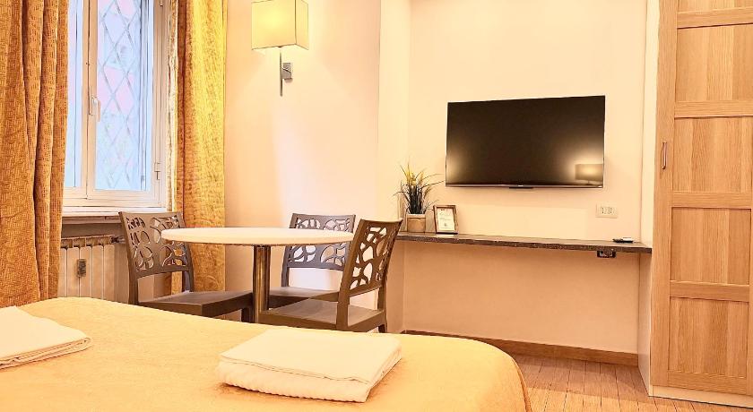 Image of One-Bedroom Apartment 10