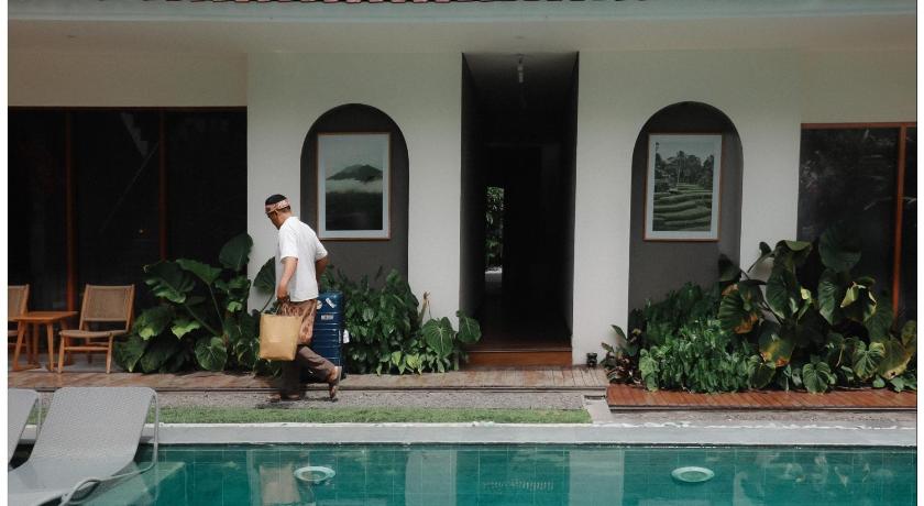 Leafy Home Canggu - image 38