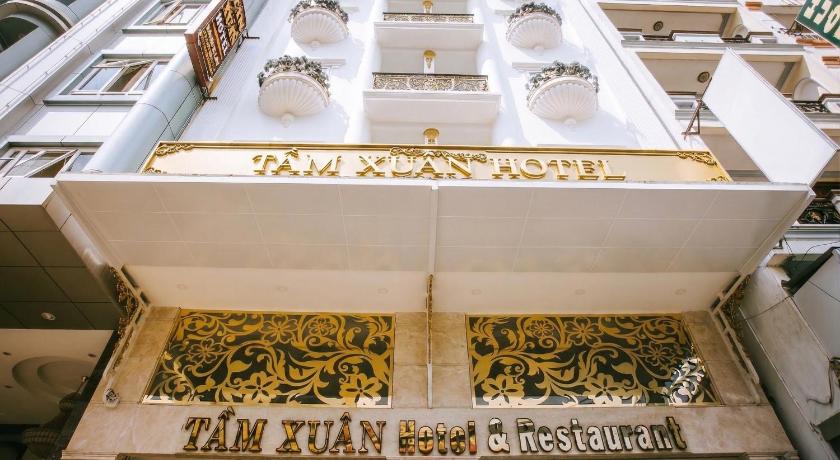 New Hampton Suits-Tam Xuan Centre Hotel – Dalat, NE