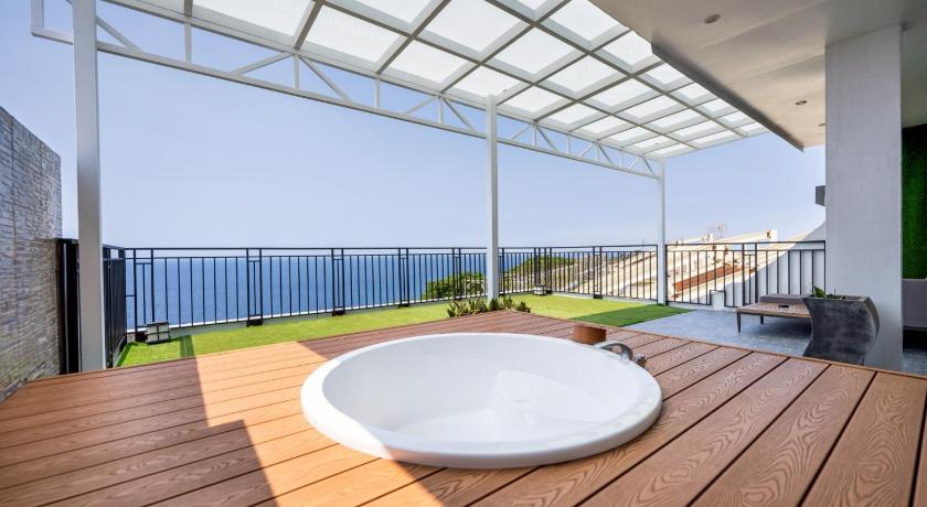 Image of VIP Suite Sea Facing 1